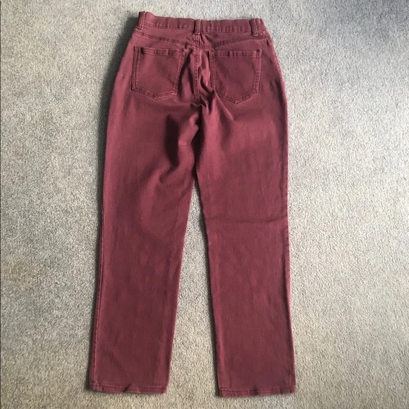 Gloria Vanderbilt Straight-Leg Jeans in Burgundy Plum Woman’s Size 6 - Picture 2 of 6